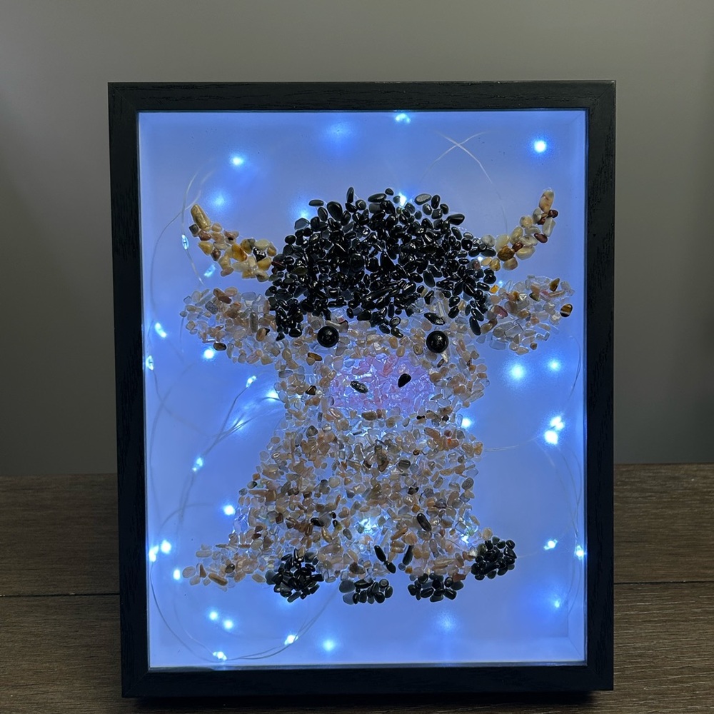 Highland Cow Crystal Chips Light Box